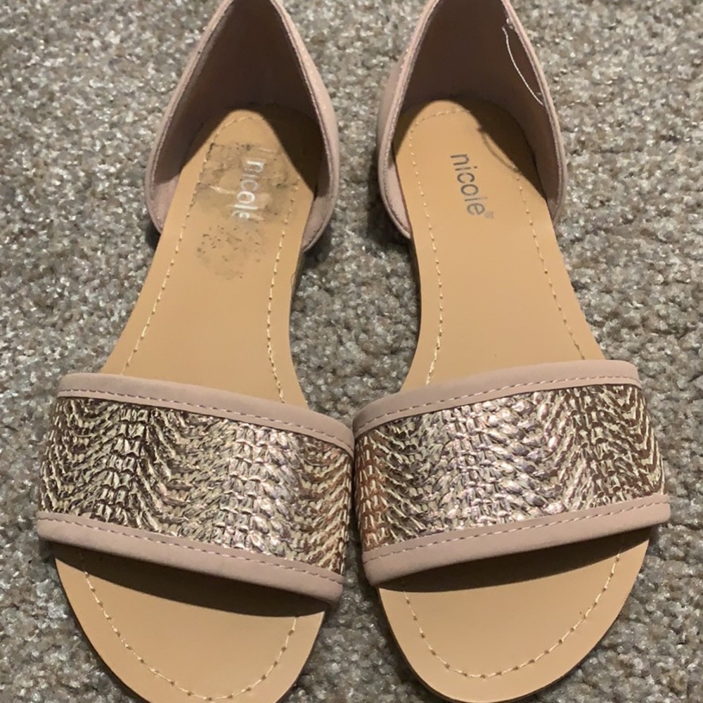 Nicole sandals